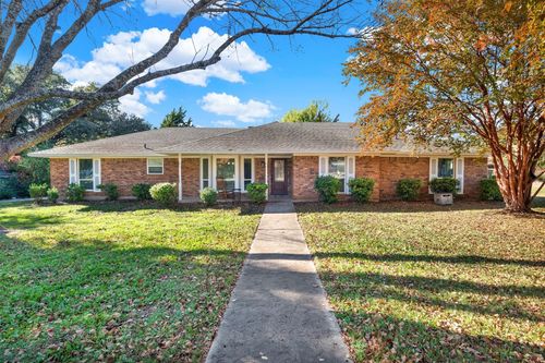 413 Shadowwood Trl, Ovilla, TX, 75154-1425 | Card Image