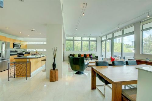 201-1577 Bay Rd, Miami Beach, FL, 33139-2280 | Card Image