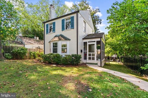 4908 Crescent St, BETHESDA, MD, 20816-1702 | Card Image