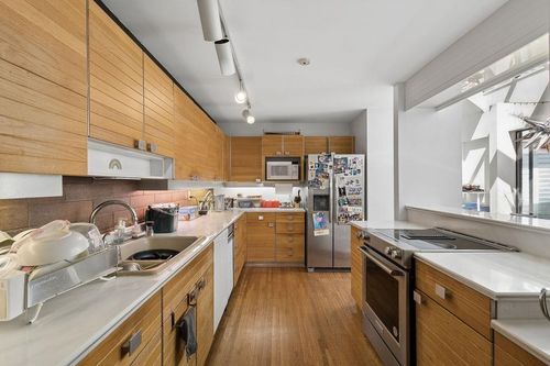 406 Greensboro Pl, Vancouver, BC, V5X4M4 | Card Image