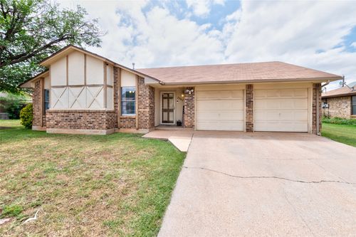 2342 Corsicana Ave, Abilene, TX, 79606-1215 | Card Image