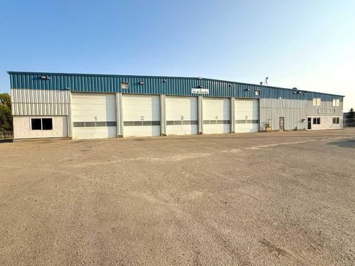 8 Van Der Horn Way, Rural Red Deer County, AB, T4S2M4 | Card Image