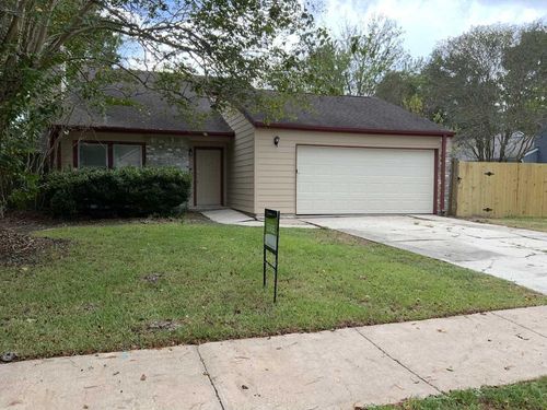 428 Gleneagles Dr, Friendswood, TX, 77546-5667 | Card Image