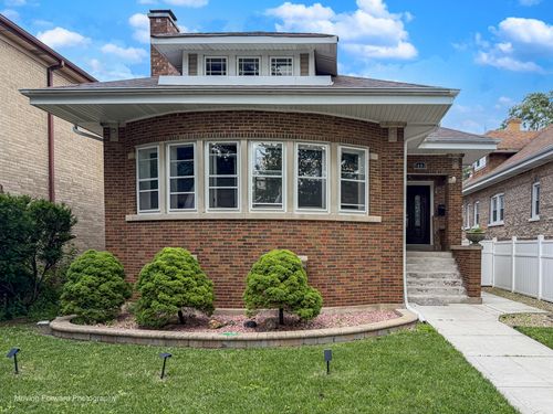 1803 S Austin Blvd, Cicero, IL, 60804-1654 | Card Image