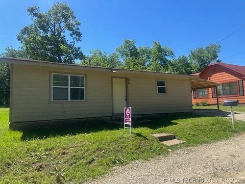 103 N G Street, Hugo, OK, 74743 | Card Image