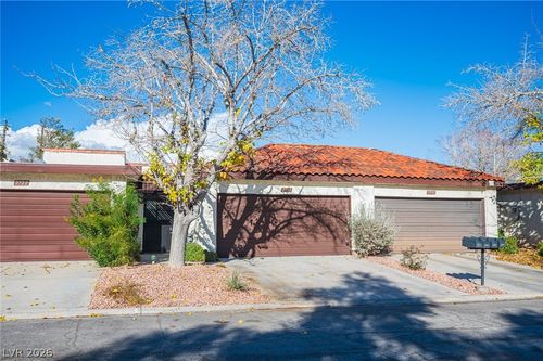 2732 San Martin Ct, Las Vegas, NV, 89121-3938 | Card Image