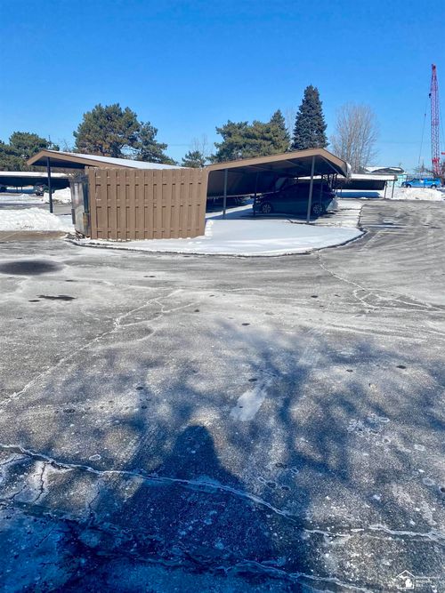 1225 Harbour Dr, Trenton, MI, 48183-7116 | Card Image