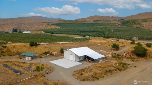 385 Highway 153, Pateros, WA, 98846-9608 | Card Image