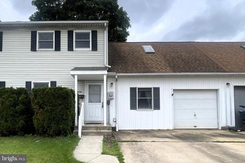 135 S Chestnut St, Annville, PA, 17003-1713 | Card Image