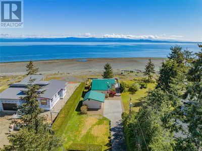 6435 Island Highway W, House other with 3 bedrooms, 2 bathrooms and 4 parking in Bowser BC | Image 2