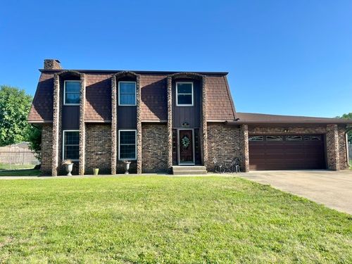 107 Hilltop St, Colona, IL, 61241-8819 | Card Image