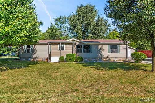 1019 E Seneca Street, Litchfield, IL, 62056 | Card Image