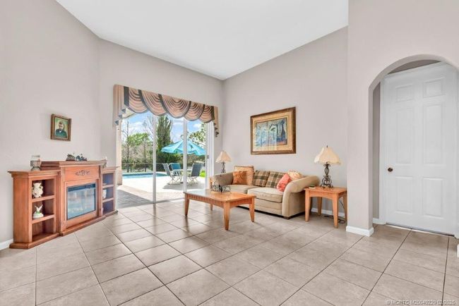 2712 Sw Bear Paw Trl, House other with 4 bedrooms, 3 bathrooms and 3 parking in Palm City FL | Image 14