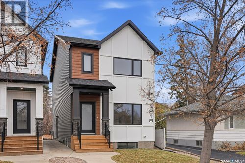 1218 11th St E, Saskatoon, SK, S7H0G3 | Card Image
