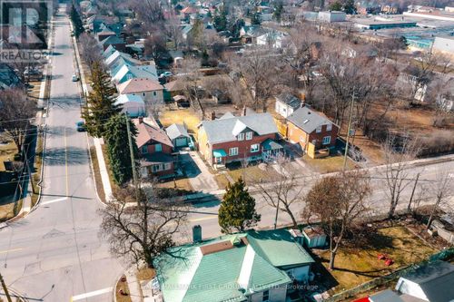 7 Mcmurchy Ave S, Brampton, ON, L6Y1Y1 | Card Image