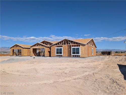 7801 S Pioneer Ln, Pahrump, NV, 89061-8505 | Card Image