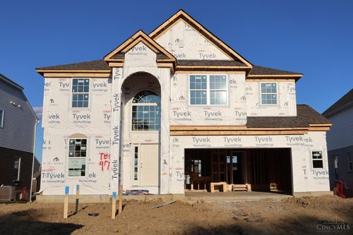 5650 White Pine Ln, Fairfield Twp, OH, 45011-4585 | Card Image