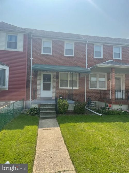 429 Oakwood Rd, DUNDALK, MD, 21222-2218 | Card Image