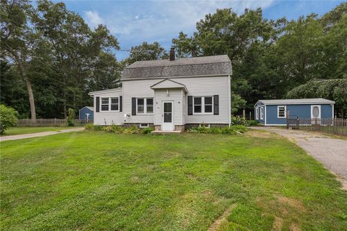 10 Ellis Road, North Kingstown, RI, 02852 | Card Image