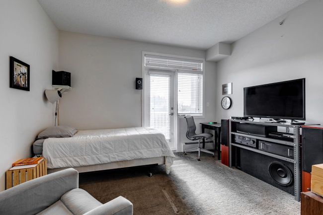 406 - 2422 Erlton Street Sw, Home with 2 bedrooms, 2 bathrooms and 1 parking in Calgary AB | Image 6
