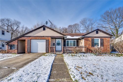 398 Crestview Ave, Akron, OH, 44320-1351 | Card Image