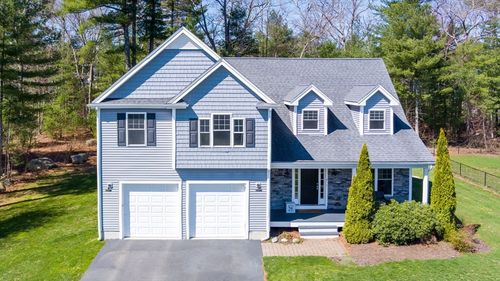 2 Waterford Cir, Dighton, MA, 02715-1167 | Card Image
