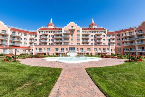 3u-2 Richmond Rd, Lido Beach, NY, 11561-4852 | Card Image