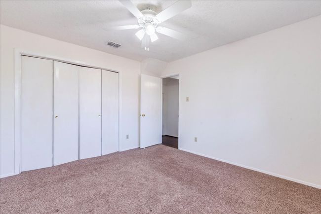 Upstairs Bedroom. | Image 20