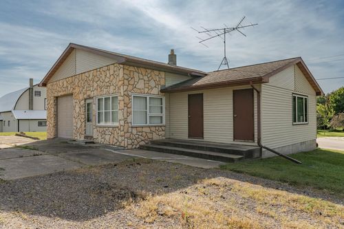 131 W Highway 14, Utica, MN, 55979-8704 | Card Image