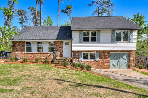 907 Holliday Dr, North Augusta, SC, 29841-3235 | Card Image