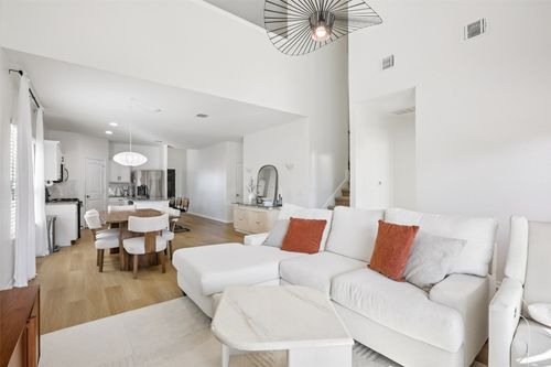 6609 Kauai Ln, Austin, TX, 78744-6405 | Card Image