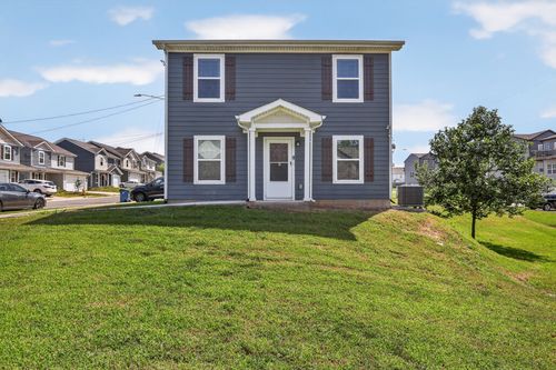 200 Renwick Dr, La Vergne, TN, 37086-2006 | Card Image