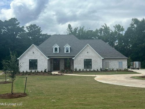 517 Central Cir, Flowood, MS, 39232-1289 | Card Image