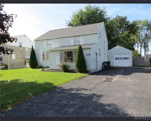 758 Niagara Falls Blvd, Buffalo, NY, 14223-1837 | Card Image