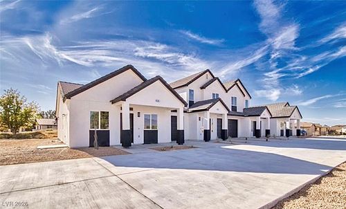 384 Erin St, Pahrump, NV, 89048-7299 | Card Image