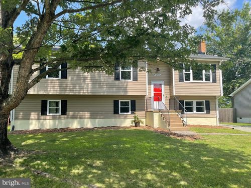 10758 Blake Ln, BEALETON, VA, 22712-9417 | Card Image