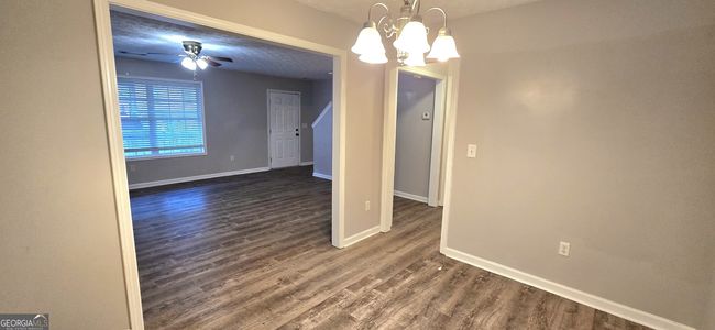 320 Valley View Dr, House other with 3 bedrooms, 3 bathrooms and null parking in Fairburn GA | Image 7