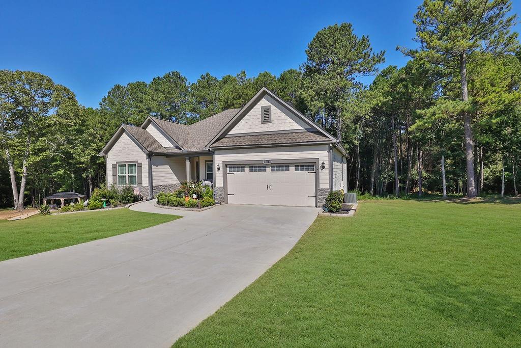 Bentley Farms Dr, Loganville, GA 30052