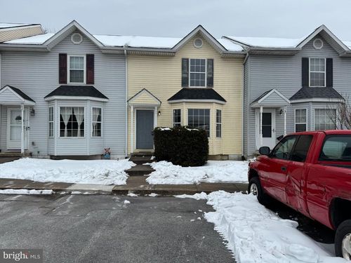 160 Stadium Cir, INWOOD, WV, 25428-4327 | Card Image