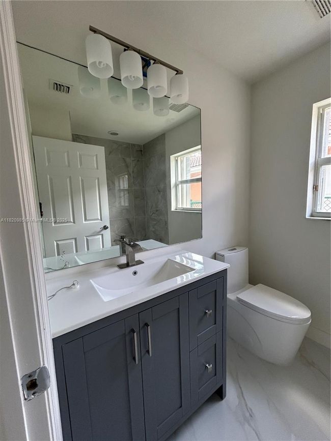 1507 Se 20 Th Rd, House other with 3 bedrooms, 2 bathrooms and null parking in Homestead FL | Image 4