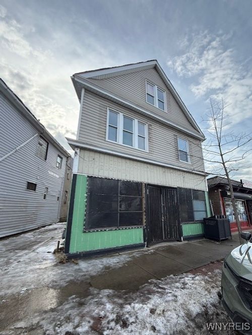 2255 Genesee St, Buffalo, NY, 14211-1943 | Card Image