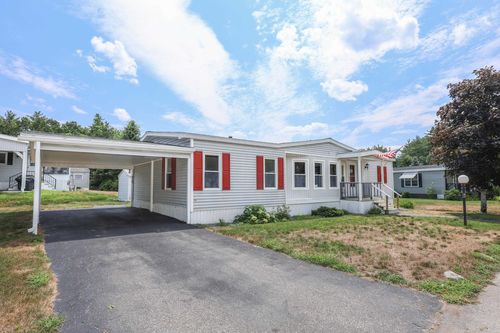 176 Donald Drive, Goffstown, NH, 03045 | Card Image