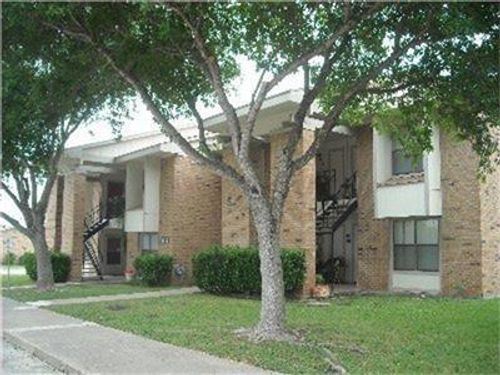 1005 Cottonbowl Dr, Taylor, TX, 76574-5175 | Card Image