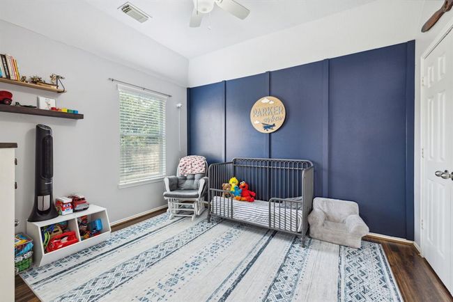 Secondary bedroom upstairs | Image 29