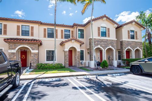 755-755 Se 32nd Ter, Homestead, FL, 33033-7249 | Card Image