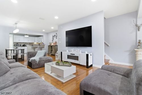 32 Cedar Ave, Elizabeth, NJ, 07202-2406 | Card Image