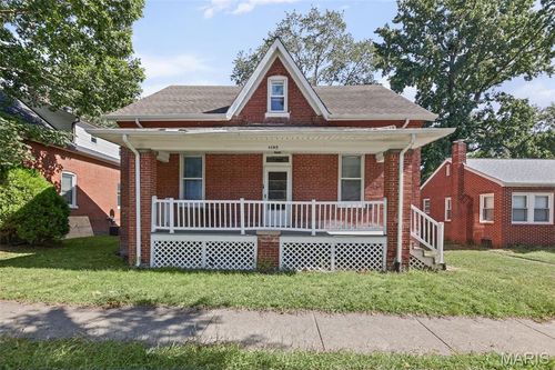 1405 Cypress St, Highland, IL, 62249-2104 | Card Image