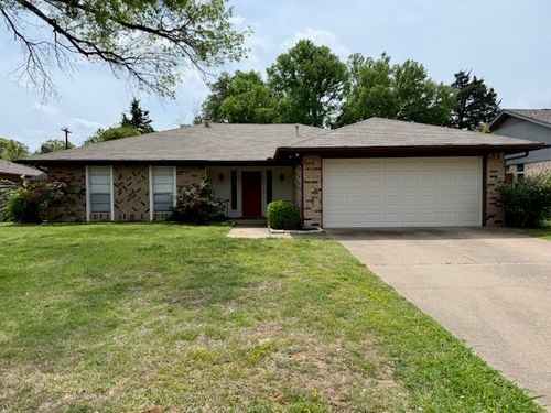 2949 Mesa Verde Trl, Grapevine, TX, 76051-4713 | Card Image