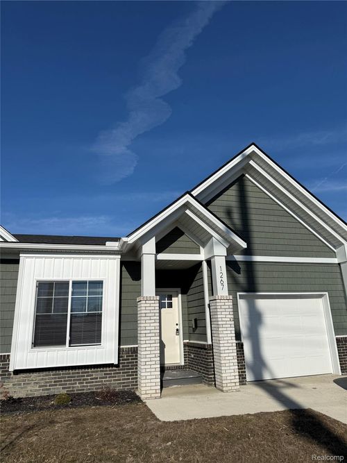 1267 Huber Dr, Monroe, MI, 48162-5137 | Card Image