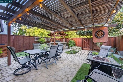 3983 Inverness Cmn, Livermore, CA, 94551-4963 | Card Image